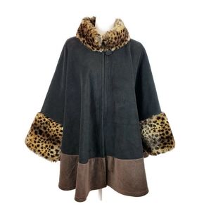 Parkhurst Faux Fur Leopard Trim Black Cape O/S